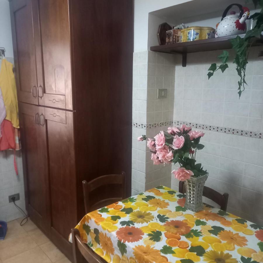 Il Nido Di Mamma E Babbo Apartamento Civitavecchia Exterior foto